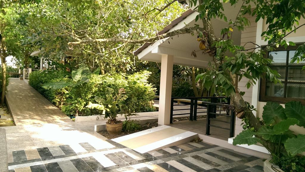 Damnoen Care Resort Damnoen Saduak Bagian luar foto